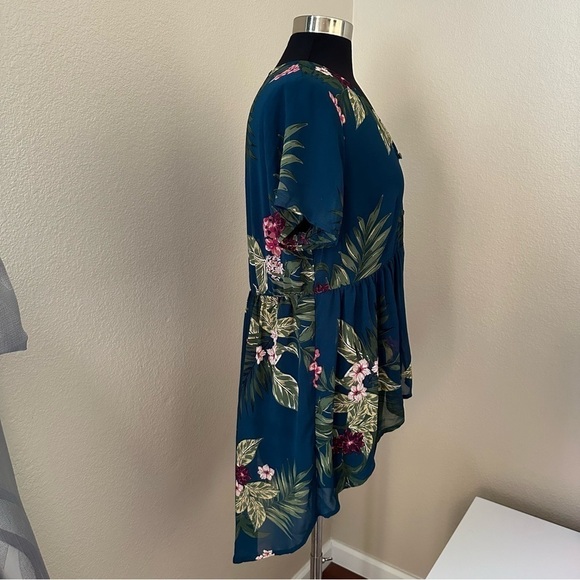 TORRID Babydoll Chiffon Button-Front Floral Teal Tunic Top - Picture 6 of 13